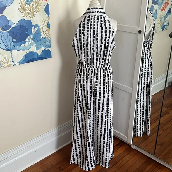 Calvin Klein Halter Neckline Hi/Low Hem Sleeveless Dress - NWT - Size 12 - Picture 10 of 13